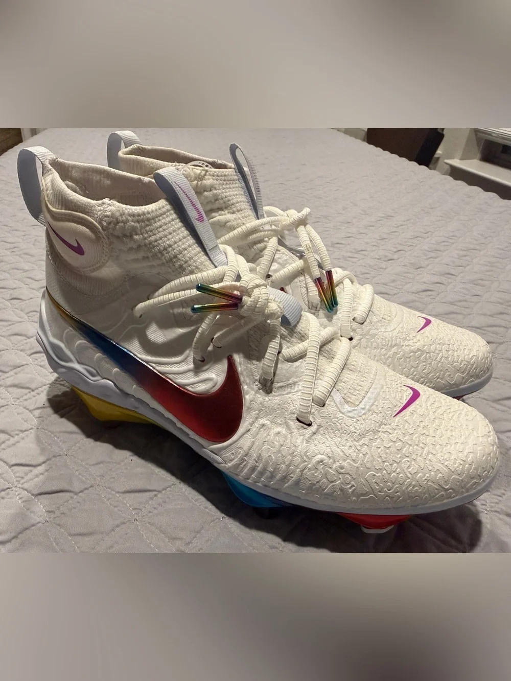 Nike Alpha Huarache NXT White Rainbow Baseball Cleats Men's Size 7.5 DJ6517-106